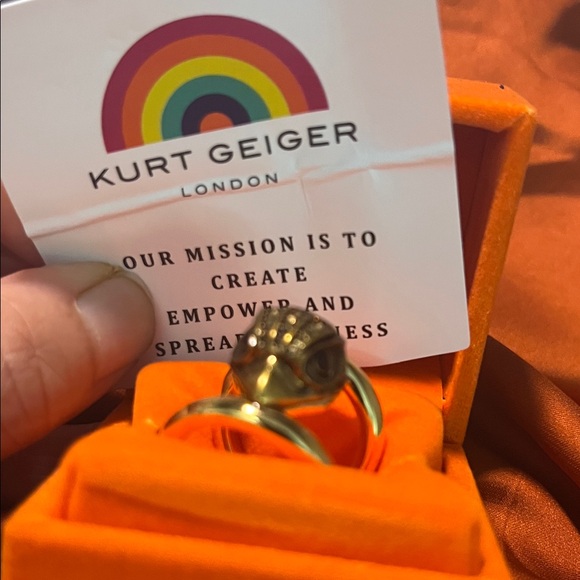 Kurt Geiger Gold Ring with Brown Accents - Picture 4 of 6